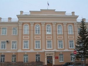 Суд постановил освободить от незаконно размещенных торговых точек часть переулка Карповского