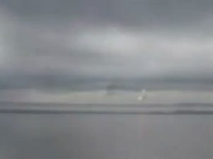 Очевидцы засняли падение самолета Ан-24 в Обь (видео)
