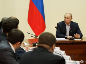 Большая часть встречи Путина с директорами предприятий прошла в закрытом режиме