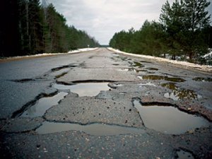 На строительство и ремонт дорог области в этом году направят более 679 миллионов рублей