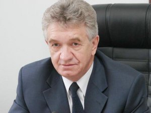Замгубернатора Владимир Емешев покидает свой пост