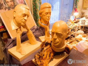 Леонтий Усов создает деревянную галерею актеров Голливуда (фото)