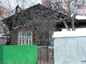 Инвестор отказался восстанавливать памятник деревянного зодчества на Тверской, 66