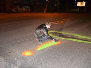 Автолюбители выкрасят ямы на дорогах в желтый цвет