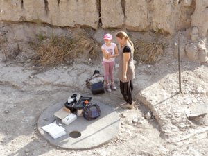 Археологи ТГУ отметят свой профессиональный праздник, тестируя уникальное оборудование в экспедициях (фото)