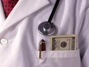 Платные услуги должны помогать развитию здравоохранения